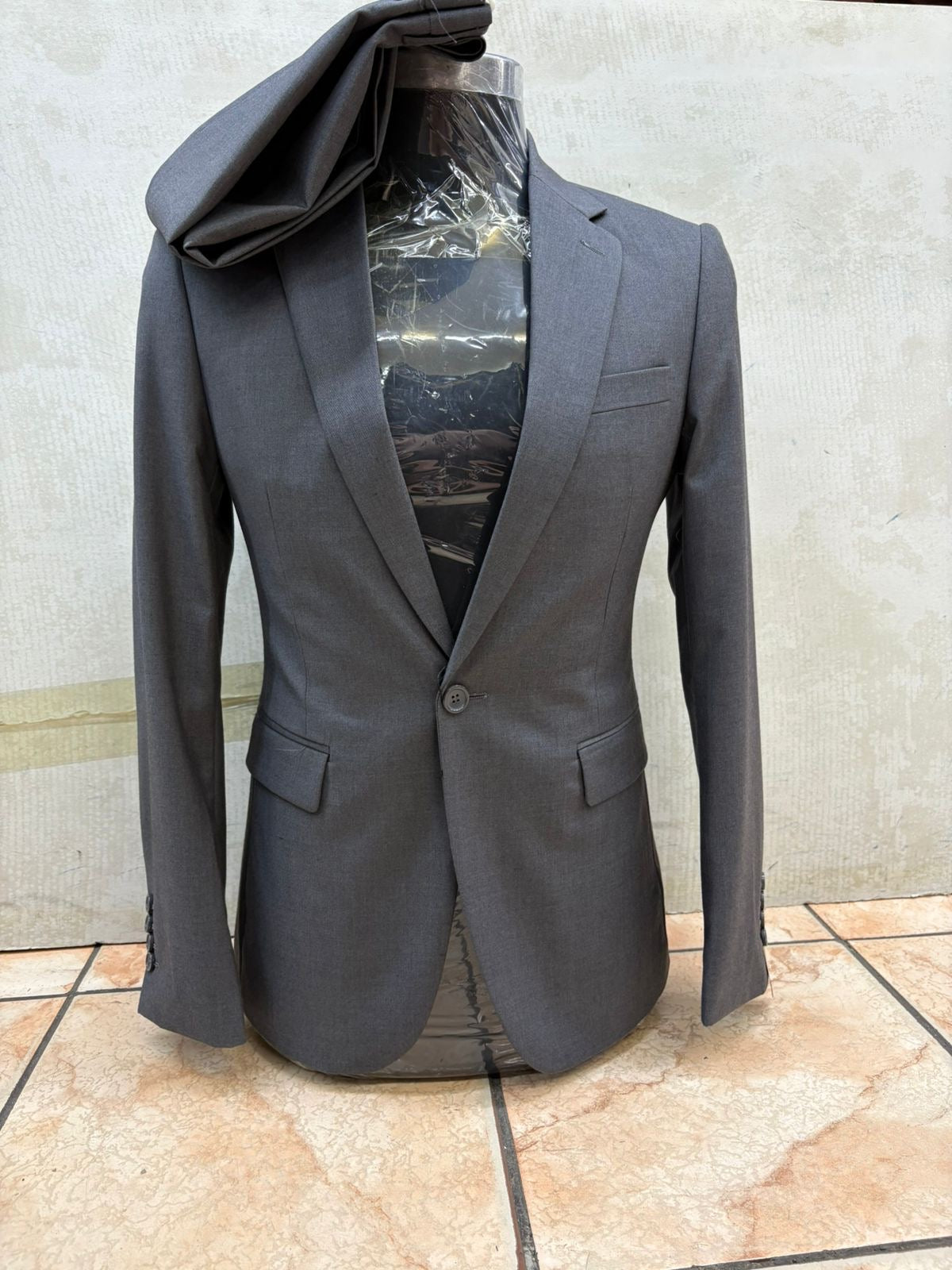 2-Piece Man Suits
