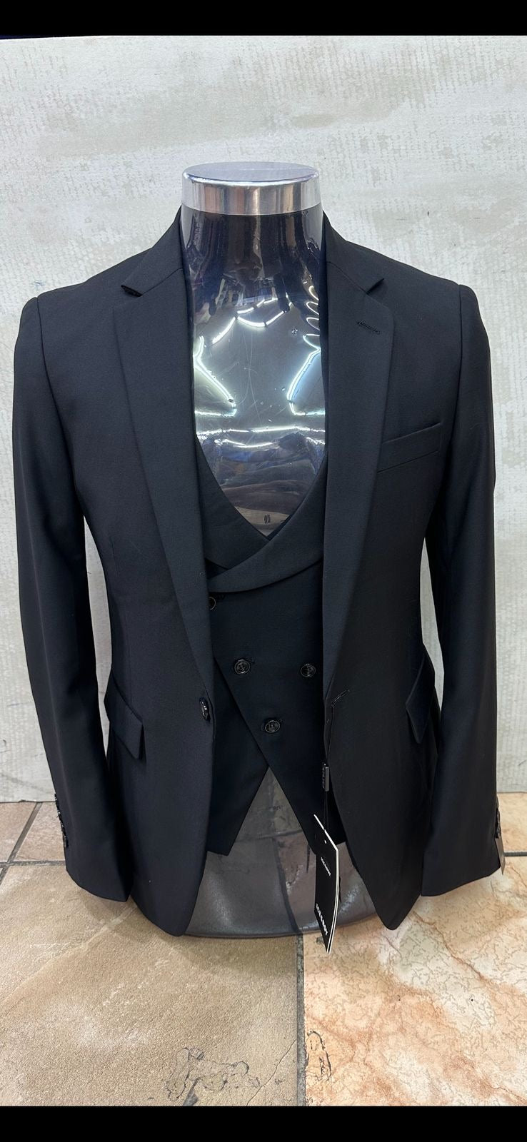 Plain 3-Piece Man Suits